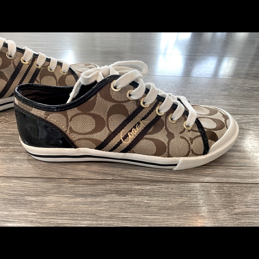 Super cute coach shoes!